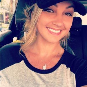 Meet your Posher, Allison